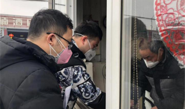 long8唯一官网登录先锋：争做疫情防控“最美逆行者“
